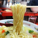 新ちゃん - あんかけそば　麺リフト