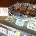 坂本屋 - バラでも販売する東坡煮