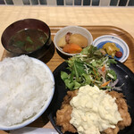 津田屋食堂 - 