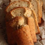 ブーランジェリー　ラ・テール - 五穀のパン