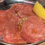 焼肉じょんじょん - 