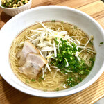 麺謹製3L's - 特にこだわってないしょうゆらーめん