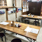 麺謹製3L's - 店内の様子