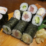 城のこし - 三色巻き800円