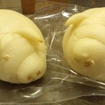 ののなパンカフェ - ブタの形した豆腐のパン