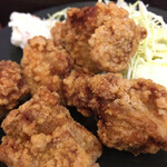 庭亭 - 鳥しん唐揚げ（アップ）