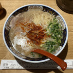 ラーメン 凪 BUTAO - ラーメン790円。替え玉160円すると950円。コスパ考えるとう～～む。。