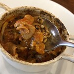 ビストロ ルミエル - グラタンというより洋風もつ煮。