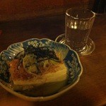 源氏 - 120426 新政（お燗）と2杯目付き出しの湯豆腐
