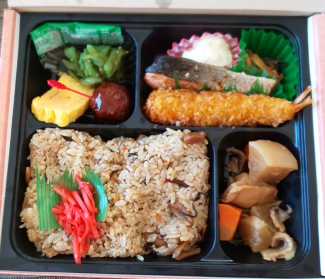 甚べい 本店 - 青葉（弁当）の写真