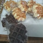 後藤パン - ベルギーワッフル 100円