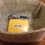 山しのぶ - お部屋に用意されている、ソーイングセットと爪切りです。