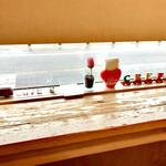 ラブクレープ - 窓辺の様子