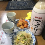 新楽井 - もやしナムルとキムチ