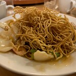 南海飯店 - かたい焼ソバの麺