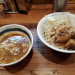 Kaminari - 雷つけ麺並