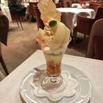 資生堂パーラー - 新潟県 渡辺果樹園産 “ル・レクチェ”のパフェ