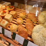THE' VERT - THE'VERT（テヴェール）×Boulangerie Auvergne（ブーランジュリー オーヴェルニュ）お茶に合うパン・緑茶のパン