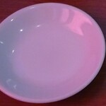 ホワイト餃子 - タレのお皿