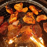 焼肉食べ放題 上上品 - 