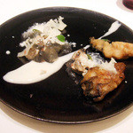 フロリレージュ - 牡蠣のベニエとカリフラワーのサラダ仕立て