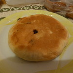 高原のパン屋　麦の家 - ぶどうとクリームチーズ　147円