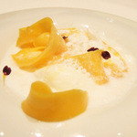 フロリレージュ - フレッシュマンゴーとココナッツのブランマンジェ