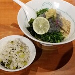 麺屋 六感堂 - S.K.M (しらすかけ麺) ＋しらすと野沢菜の炊込みご飯
