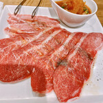 Yakiniku Tombi - 