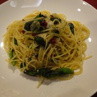 ニコラス 新橋店 - アサリと菜の花のペペロンチーノ