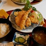 松竹 - ミックスフライ定食
