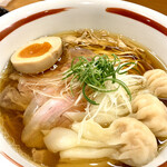 らぁめん 倉井 - わんたん醤油らぁめん 肉増し 半玉子トッピング