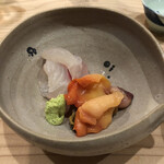 食堂 おがわ - お造り(鯛･赤貝)