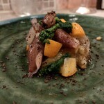 フォカッチャディレッコ500 - 四品目：甘海老のタルタルに富山産ホタルイカ、金柑と菜の花添え