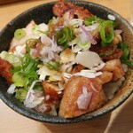 支那蕎麦屋 藤花 - 是非食べてみてほしいサイドメニュー