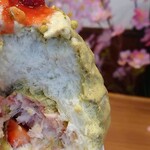 慈げん - ピスタチオに生クリーム