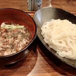 Ikabata - 豚バラとなすとキノコのつけうどん 220g