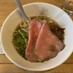 麺屋 西川 - ローストビーフの存在感