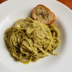 Dining ＆ Bar Le creer - カキと岩のりのクリームソース 690円