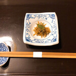 鳥田中 - 全員揃うまでのお酒のあて「瀬戸内産ちりめんじゃこ」