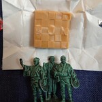 セブンイレブン - 料理写真:チロルチョコ桔梗信玄餅 43円