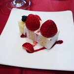 ルアン 神戸迎賓館 - クリームとイチゴが絶っ！