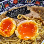 玉川大盛軒 - 味玉断面。