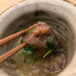 食堂 おがわ - なまこ酢
      今まで食べた中で一番コリコリしてうまい