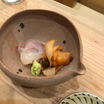 食堂 おがわ - 鯛と赤貝のお造り