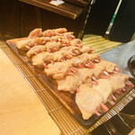 食堂 おがわ - 塩鶏唐揚げの調理前