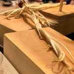 食堂 おがわ - ウドってこんなんって知ってましたか？