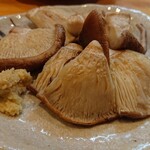 みち楽 - 焼きしいたけ