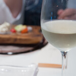 ビストロアム - 今日は白ワイン
