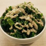 トンテキ食堂8 - ケールのシーザーサラダ(350円)